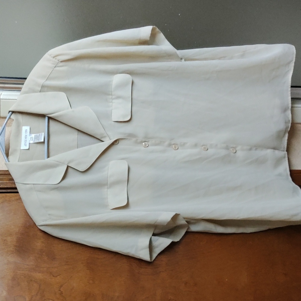 💥 5/$10 💥 🌼 Jones New York women top - Picture 1 of 6
